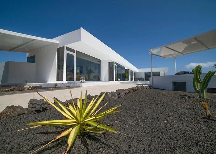 Valhalla Villa Playa Blanca 